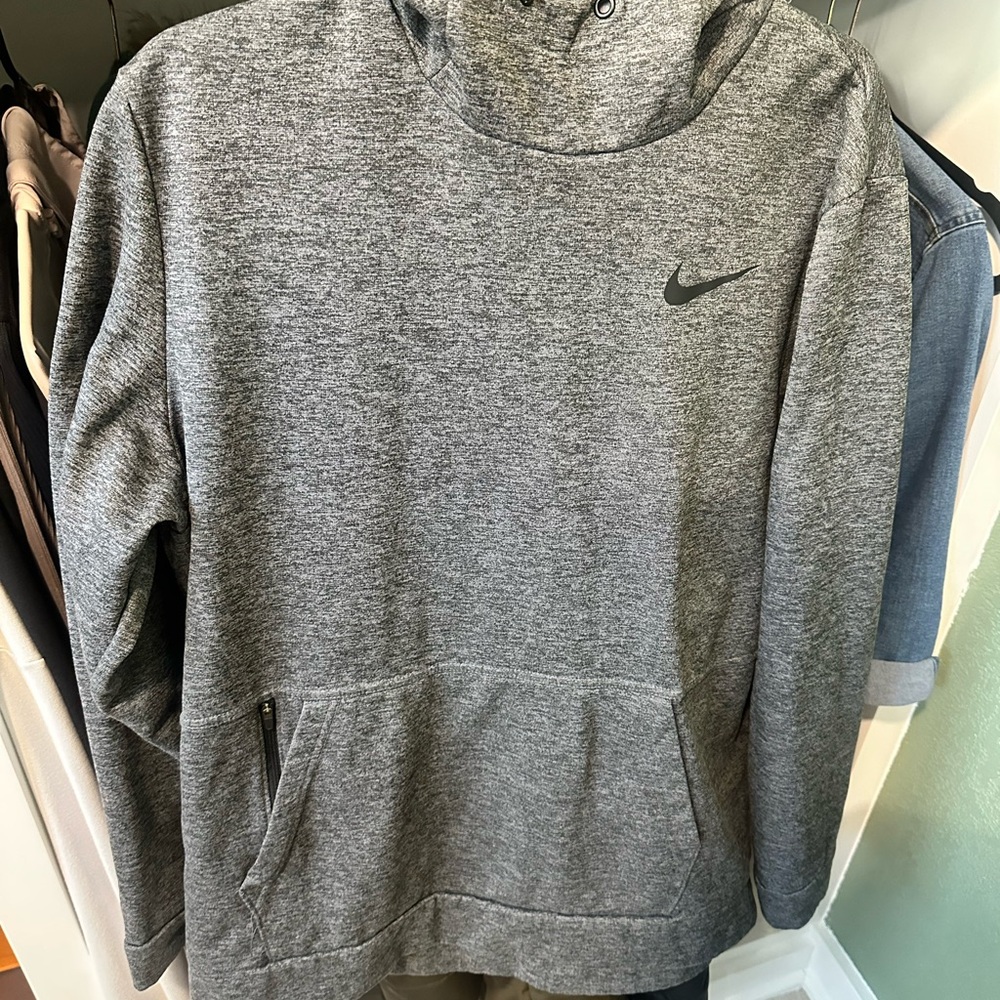 Nike Men's Heather Gray Pullover Hoodie